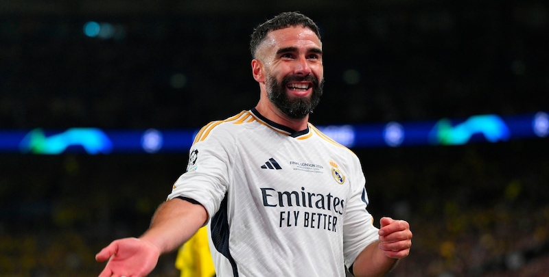 Carvajal ai saluti dopo 24 anni. L'annuncio del Real Madrid: "Questa sar&agrave; sempre casa sua"