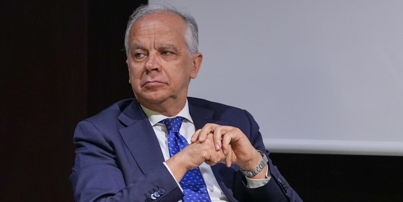 Piantedosi sul derby alle 12: "Hanno deciso le autorit&agrave; di pubblica sicurezza, vedremo se hanno visto giusto"