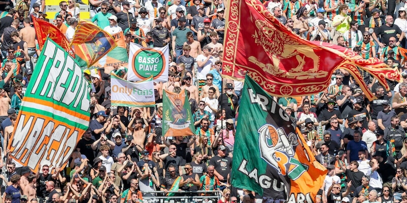 Festa Venezia, &egrave; Serie A! Tonfo Monza e il Frosinone sorride: promozione a un passo