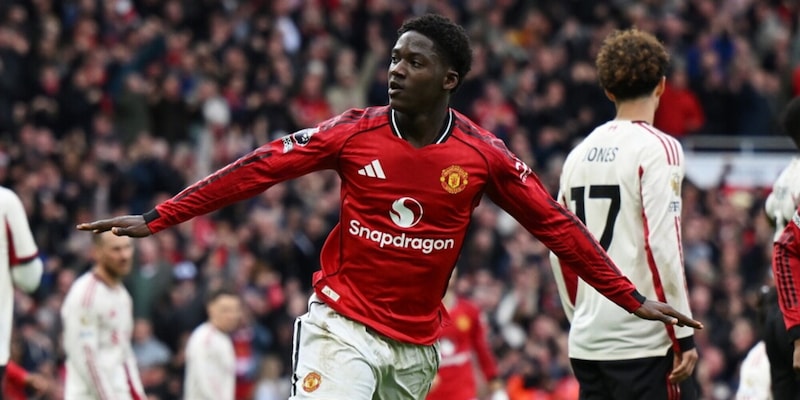 Mainoo fa impazzire lo United: battuto il Liverpool e 3&deg; posto blindato