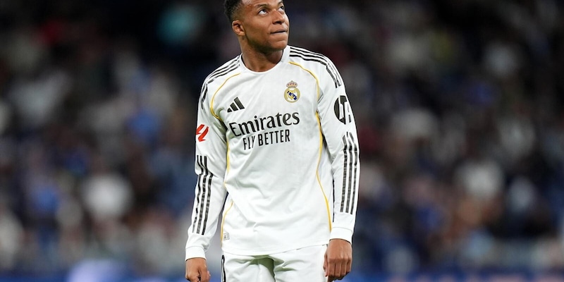 Il Real Madrid torna alla vittoria, ma quanti fischi per Mbapp&eacute;!