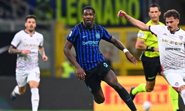 Inter-Parma, le formazioni ufficiali: Chivu si affida a Thuram, Cuesta punta su Strefezza