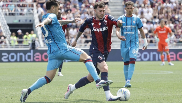 Bologna-Cagliari, le pagelle: Bernardeschi prova l'acuto, 6. Guizzi Folorunsho, 6,5