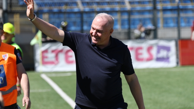 Frosinone torna in A! Il trionfo di Alvini, il mister che in un'altra vita vendeva suole per le scarpe