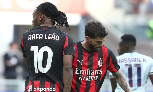 Pulisic si ferma, problema muscolare. Milan, contro l'Atalanta Allegri si affida di nuovo a Leao