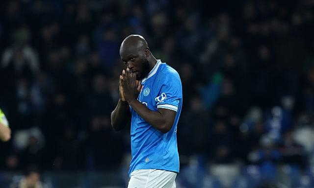 Lukaku-Napoli, è finita: Romelu torna in Belgio, il club aspetta l'offerta giusta