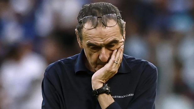 "Se il derby si gioca domenica a pranzo non ci sarò". Sarri, e ora cosa fai?