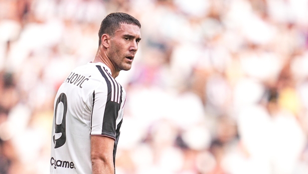 LIVE Alle 12 Juve-Fiorentina, le ufficiali: Spalletti conferma Vlahovic, Vanoli con Piccoli