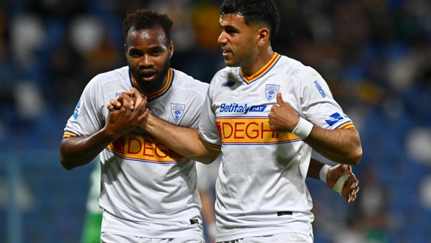 Sassuolo-Lecce, le pagelle: Nzola si mangia un gol fatto, 4,5. Cheddira, doppietta da 7,5