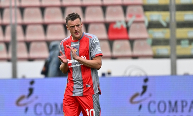 La stagione di "StradiVardy": gol, violini, la villa sul lago e una docu-serie tutta su di lui