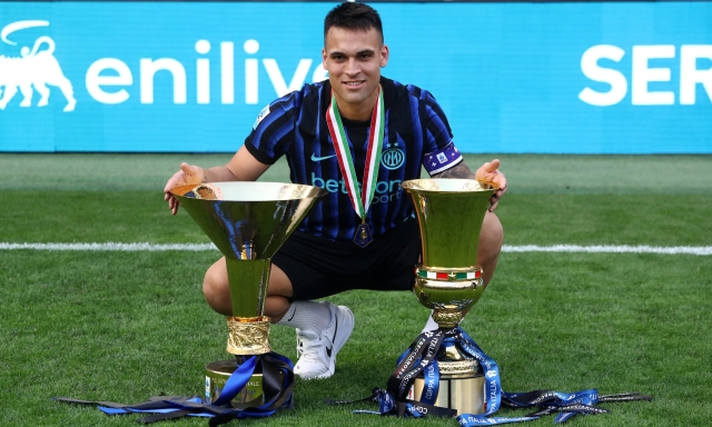 Lautaro: "Mai via dall'Inter. L'anno scorso ero devastato e volevo mollare. Questo doblete è per mia nonna"
