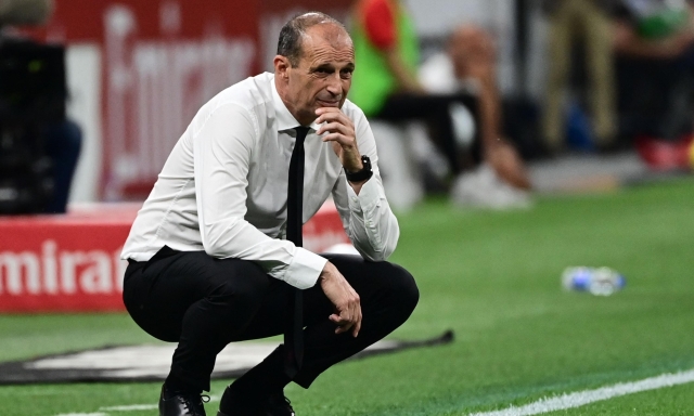 "Preistoria", "sciagura": Allegri-Napoli non piace ai tifosi. Ma il web è diviso: "Porterà il 5° scudetto"