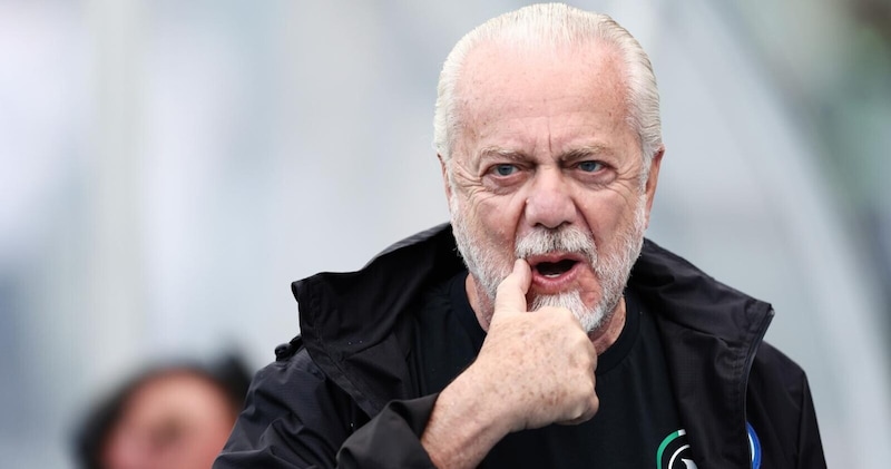 Napoli in vendita? De Laurentiis chiude le porte, Rizzetta rilancia: c'&egrave; una deadline
