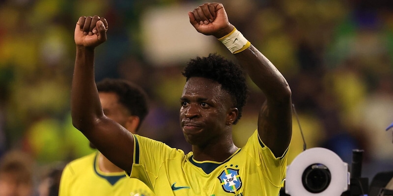 Il Brasile chiude in testa davanti al Marocco, 3-0 alla Scozia: Vinicius show, c&rsquo;&egrave; Neymar