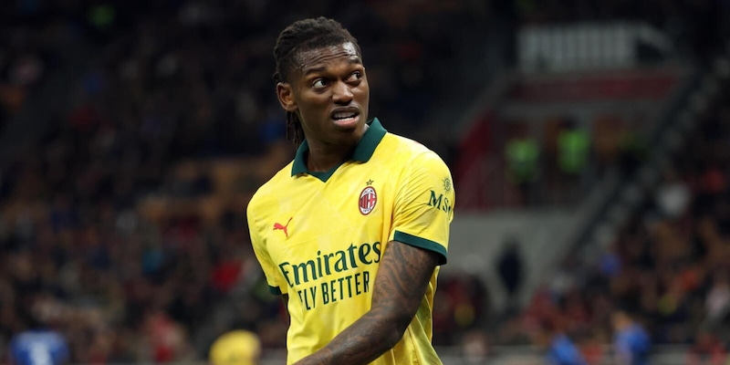 Leao attacca il Milan e si offre alla Premier: "Ho giocato per mesi da infortunato in un ruolo non mio. In Inghilterra sarei valorizzato"