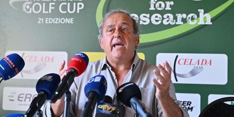Platini: "La Juve ritorner&agrave;. Cos&igrave; lasciamo vincere anche gli altri..."