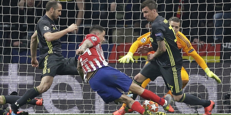 Chi &egrave; Jos&eacute; Maria Gimenez: dalla Juve sfiorata e poi colpita in Champions a erede di Bremer