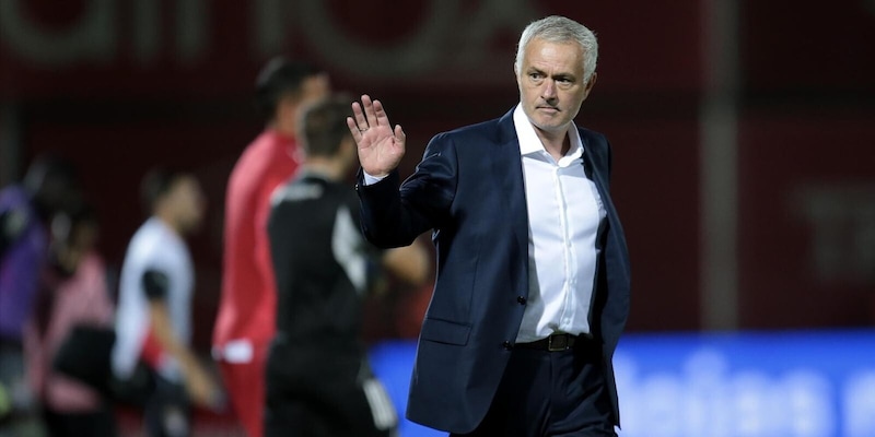 Mourinho al Real Madrid, &egrave; il giorno: l'arrivo nel pomeriggio e la presentazione domani