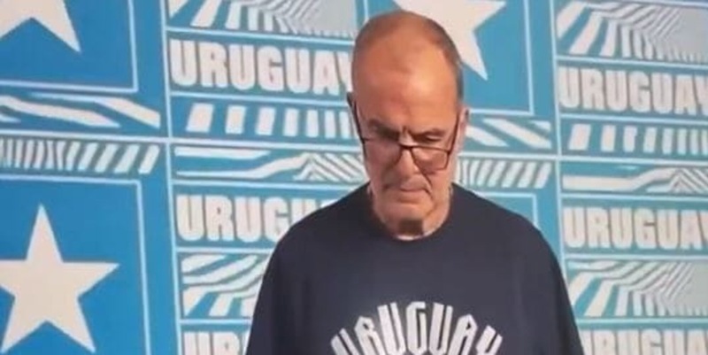 Bielsa boicotta il Mondiale, la protesta del ct dell&rsquo;Uruguay: "Non sono un modello"