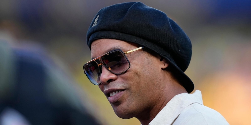 Ronaldinho al Ravenna, Mandorlini spiega: "Sicuro lo vedrete in campo, ma non so..."