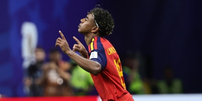 Yamal avverte Messi, Mbapp&eacute; e compagni: "Non ho 90 minuti ma sto arrivando"