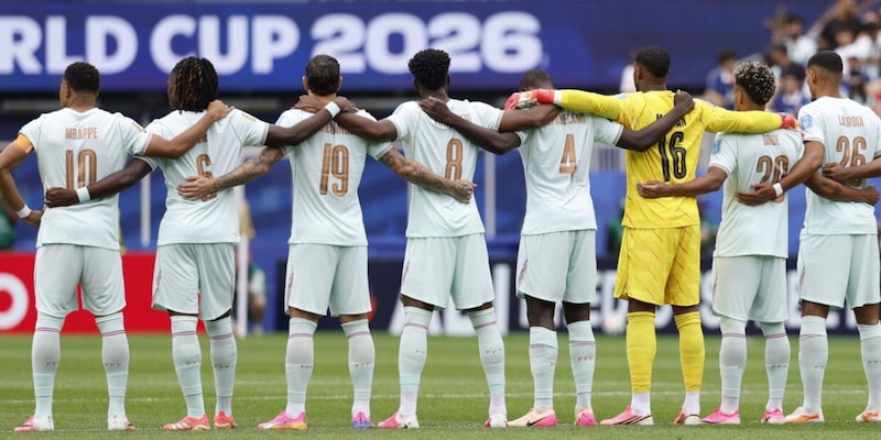 Francia, la FIFA nega il lutto al braccio per la scomparsa della mamma di Deschamps: cosa &egrave; successo