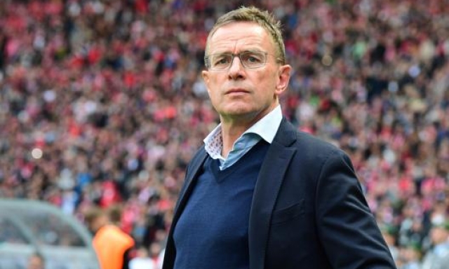 Milan, l'ultimatum di Rangnick: dentro con i suoi uomini o fuori in 4 giorni. E in panchina si scalda Glasner