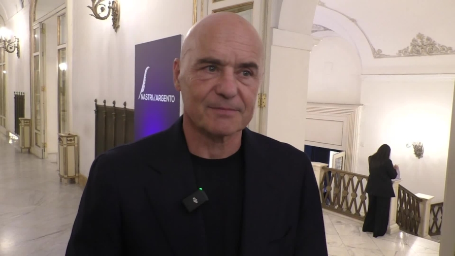 Zingaretti: "Roma? Noi tifosi ora vogliamo un bel mercato. E su Ranieri..."