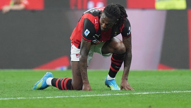 Litigi, equivoci tattici, fischi e sfoghi: così Leao ha dato l'addio al Milan