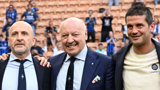 Chivu e Ausilio, Inter in testa pure in vacanza: vertice nerazzurro a Capri