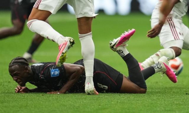 Infortunio shock per Koné in Canada-Qatar: gamba sinistra spezzata. Scintille Marsch-Lopetegui dopo il 90'