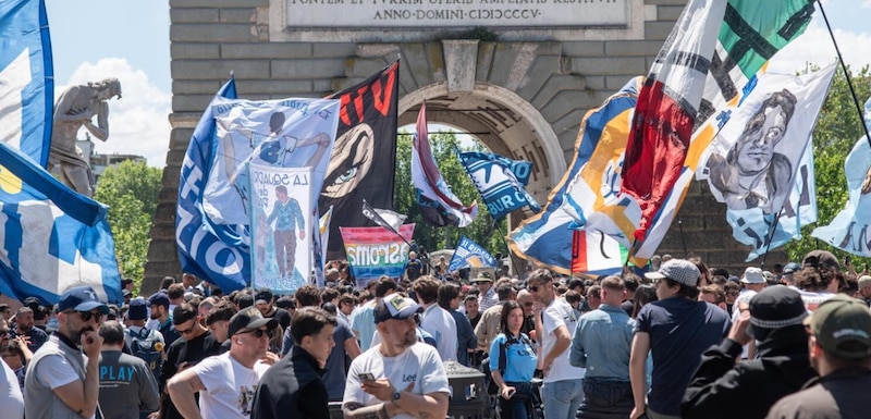 Lazio, da Ponte Milvio al Flaminio oggi c&rsquo;&egrave; il corteo del dissenso