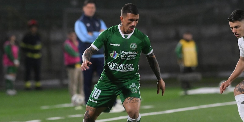 Russo rinnova con l'Avellino: il comunicato ufficiale e i dettagli&nbsp;