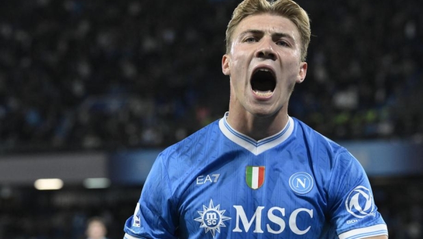 Napoli, mercato fermo? No, già spesi 70 milioni. Ma per saldare gli arretrati...