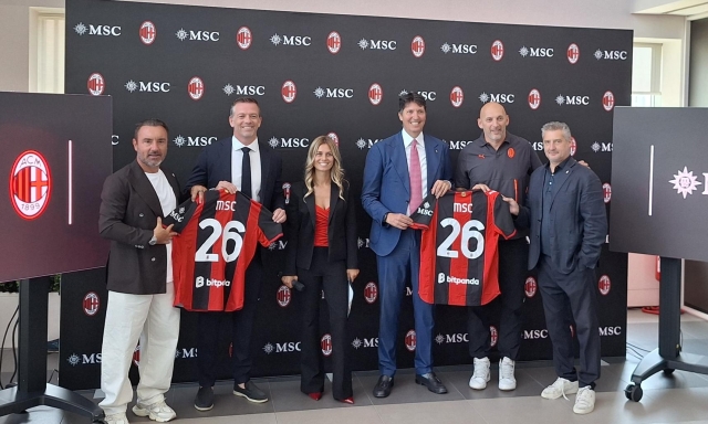 Abbiati: "Maignan fra i primi 5 portieri al mondo". Massaro: "È un Milan ambizioso"