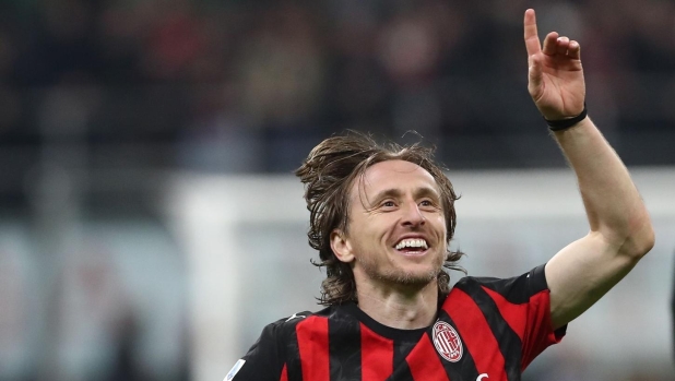 Ora è ufficiale, Modric resta al Milan: "La mia voglia di riscatto è immensa"