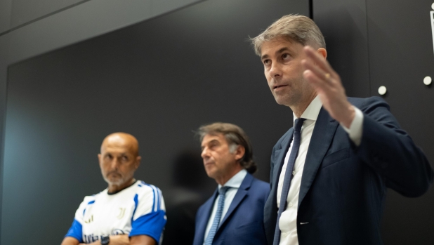 Juve, allarme mercato: a nove giorni dalla partenza per la tournée mancano ancora portiere e bomber