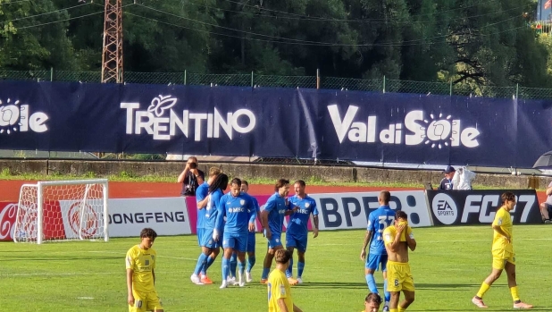 LIVE Napoli-Carrarese 1-0: gol di Hojlund. L'attaccante danese spara alto da buona posizione al 36'
