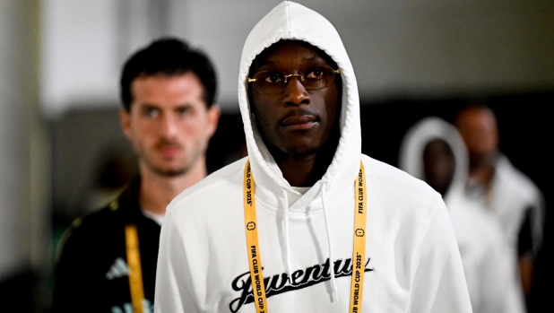 La trattativa più lunga del mondo: perché c'è voluto così tanto per riportare Kolo Muani alla Juve