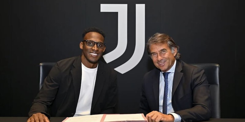 Lucumi &egrave; un giocatore della Juve: il comunicato e le cifre dell'acquisto dal Bologna