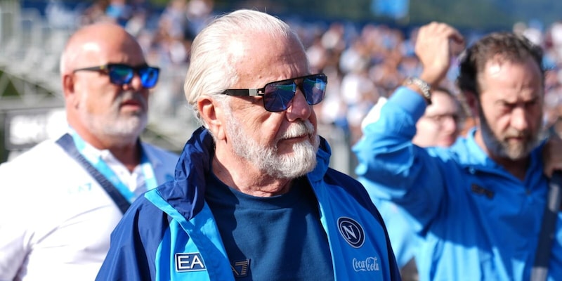 Centenario Napoli, De Laurentiis: "Mi manca solo la Champions, chiss&agrave; se Allegri..."