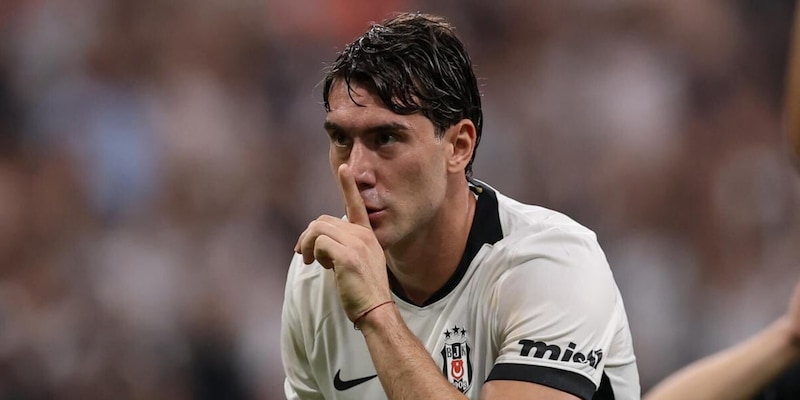 Il Besiktas di Italiano perde ma si qualifica per l'Europa League: Vlahovic ancora a secco