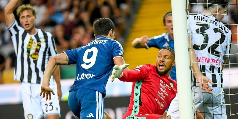 Il Como regala un tempo all'Udinese e pareggia in rimonta: 1-1 al Bluenergy Stadium