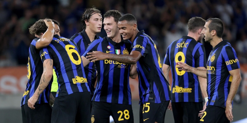 Inter, subito Stones! Betis piegato nel finale, nerazzurri pronti per il campionato