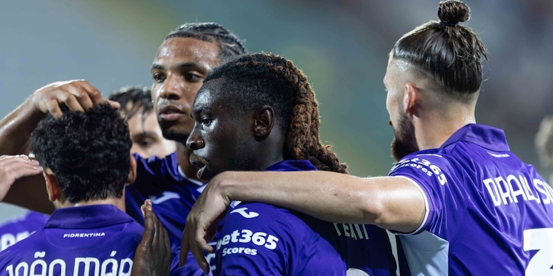 Fiorentina show, poker al Benevento ma si ferma Atta. Assist per Joao Mario
