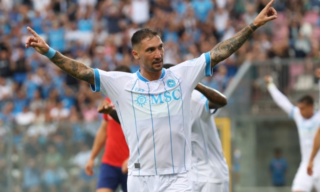 Il Napoli di Allegri cresce bene: 2-1 all'Osasuna con Politano e Lucca
