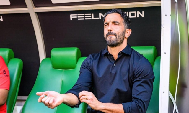 Milan, Amorim: "Gli esclusi? Serviva spazio per i giovani. Leao deve lottare. Maignan pronto per il Toro"