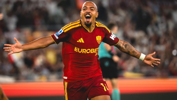 Roma-Fiorentina, le pagelle: Malen tripletta da 8,5. Joao Mario fermo come un birillo, 4