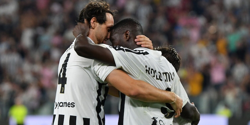L&rsquo;En e Xanax di Gatti e Kolo Muani, il paradosso Juve: la risposta arriva dalla parte sbagliata