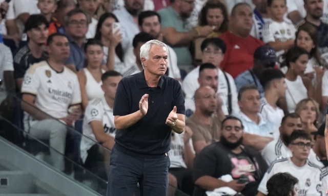 Mourinho: "Gara pazza, poteva finire 5-0, 5-5, 6-5. Fantastica per tutti, tranne per me e Chivu..."